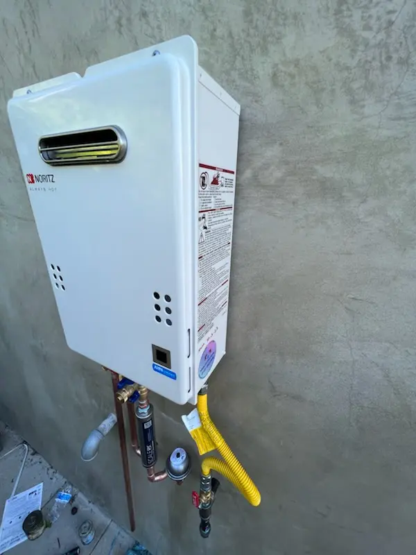Tankless water heater installation for North Grapeland Heights homes